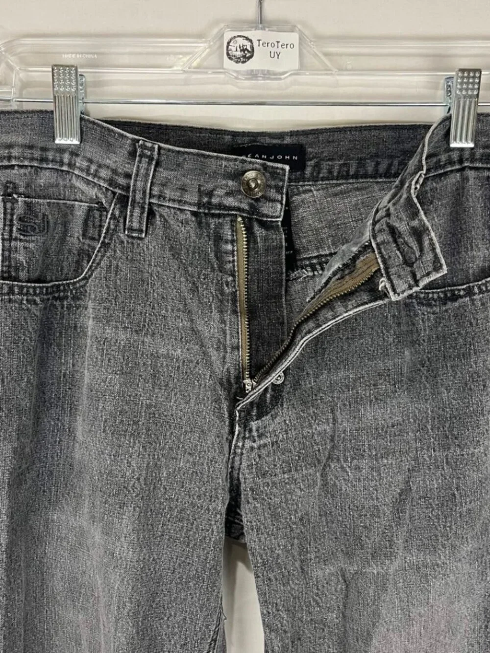GUC Sean John Jeans Boys Dark Gray Distressed Straight Leg Denim Pants Size 16